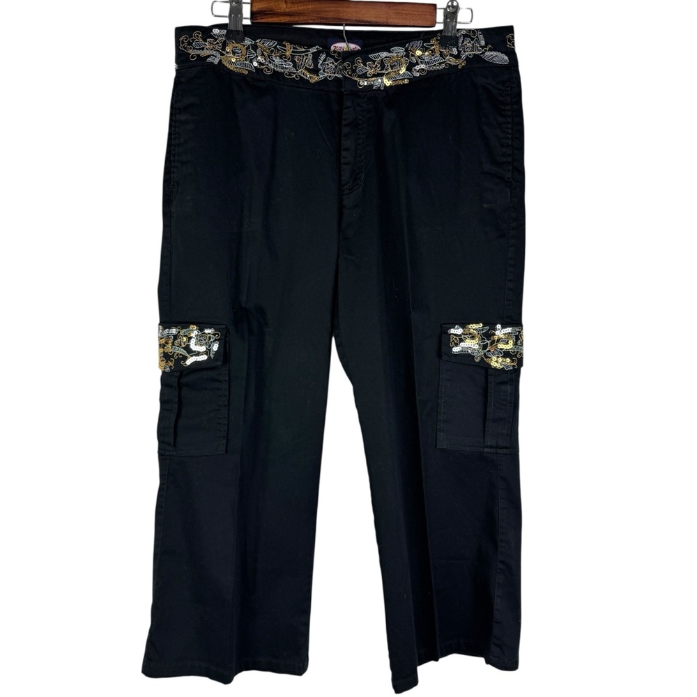 Zoey Beth Gold Silver Sequin Embroidered Black Cargo Capri Pants Women's Large